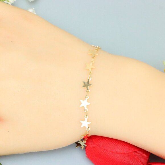 "Elegant & Trendy Bracelet, A Perfect Gift for Women, Thoughtful, EVCH1734 - Picture 3 of 10